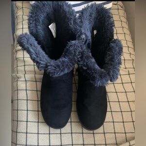 Cat and Jack Black Fur-Lined Boots